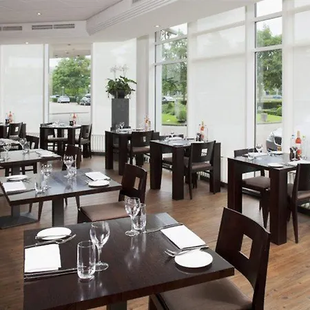 Crowne Plaza Amsterdam Airport Hotel