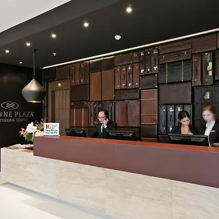 Crowne Plaza Amsterdam Airport ホテル ﾎｰﾌﾄﾞﾛｰﾌﾟ