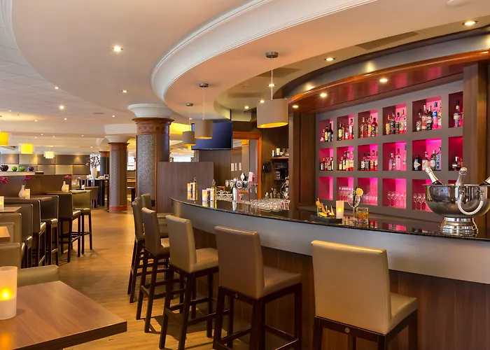 Crowne Plaza Amsterdam Airport Отель 4*