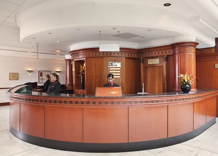 Crowne Plaza Amsterdam Airport Отель