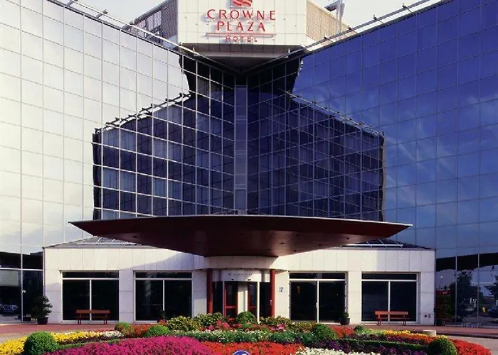 Crowne Plaza Amsterdam Airport 4*
