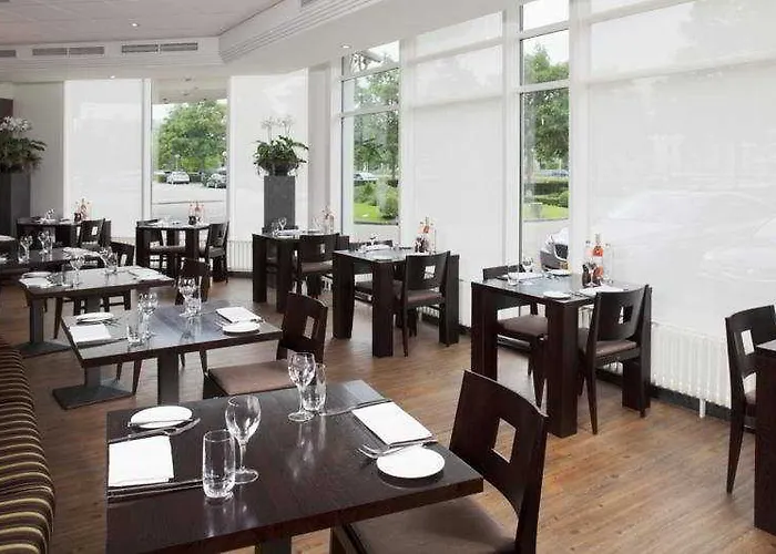 Crowne Plaza Amsterdam Airport Отель Хоофддорп