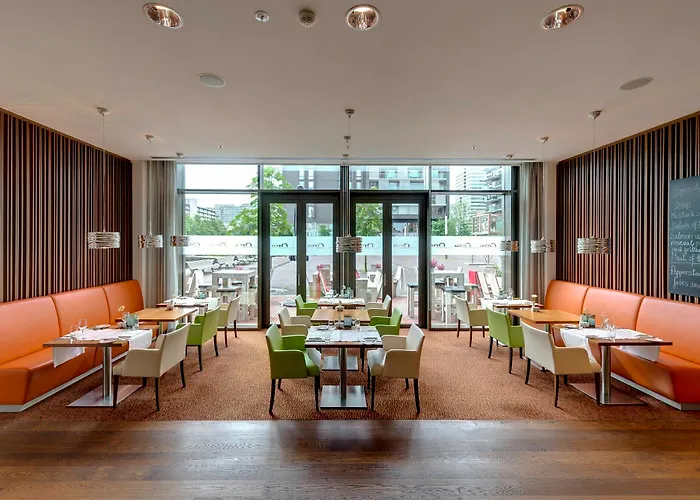 Crowne Plaza Amsterdam Airport 4* Хоофддорп