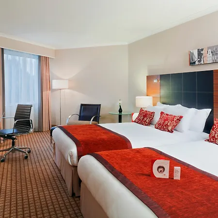 Hotel Crowne Plaza Amsterdam Airport 4*