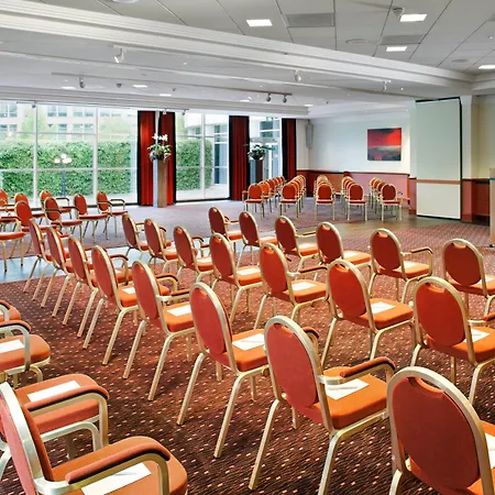 Crowne Plaza Amsterdam Airport 4* Hoofddorp