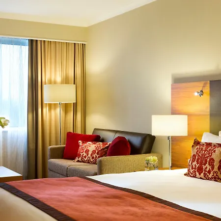 Crowne Plaza Amsterdam Airport Hotel 4*