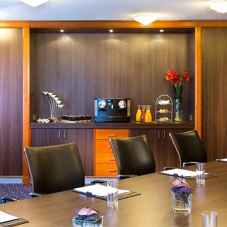 Crowne Plaza Amsterdam Airport Hotel