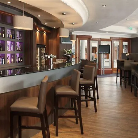 Crowne Plaza Amsterdam Airport Hotel 4*