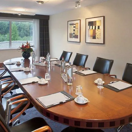 Crowne Plaza Amsterdam Airport 4*