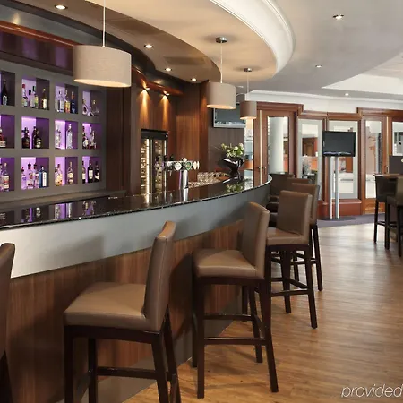 Hotel Crowne Plaza Amsterdam Airport 4*